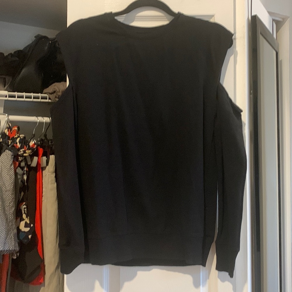 Treasure and bond Black shoulder visible light sweater